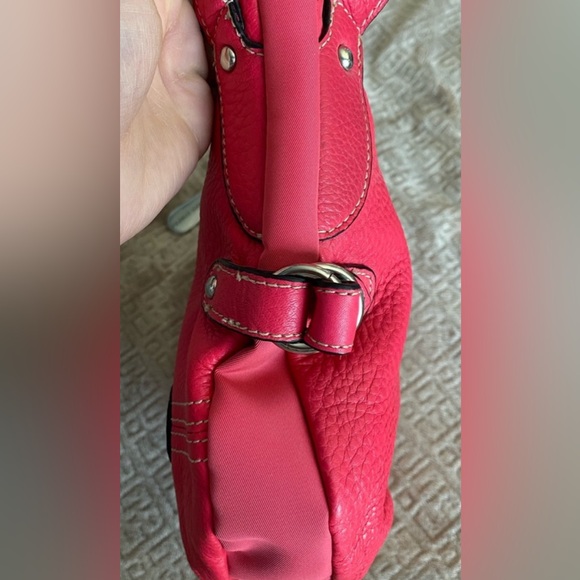 Hot pink Franco Sarto purse! Perfect for ☀️ spring and summer! ☀️ - Picture 6 of 16